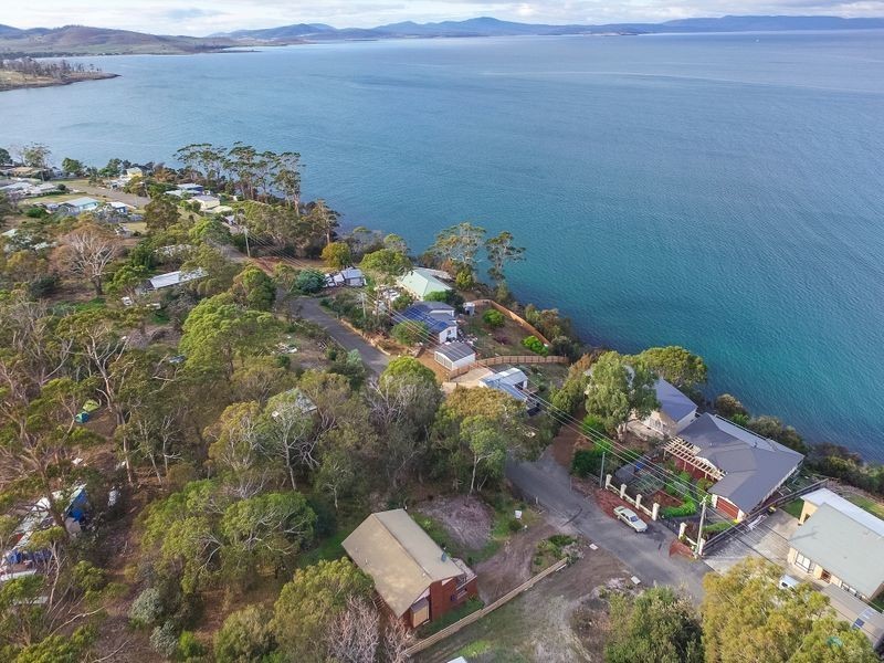 10 Susans Bay Road, Primrose Sands TAS 7173
