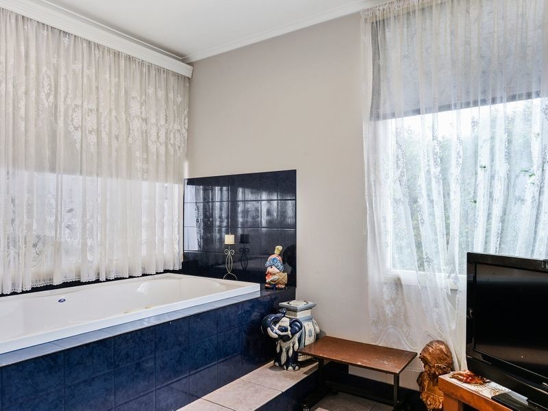 48 Brady Street, Midway Point TAS 7171