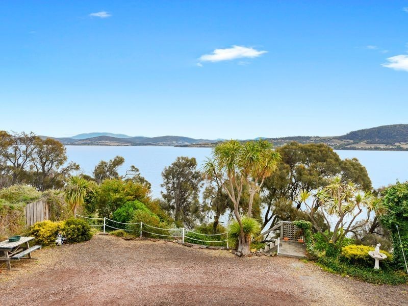 48 Brady Street, Midway Point TAS 7171
