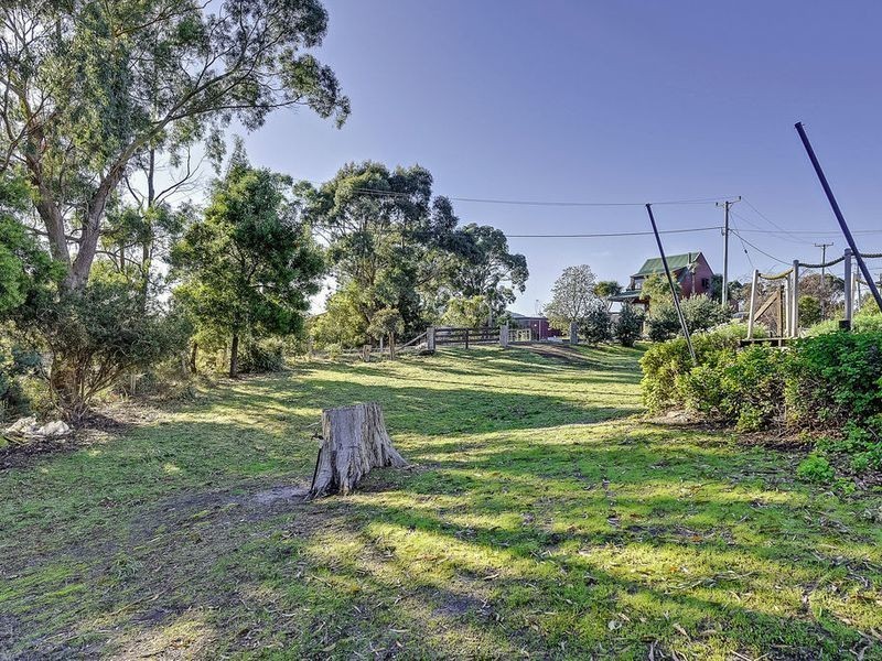 6 Wedge Avenue, White Beach TAS 7184