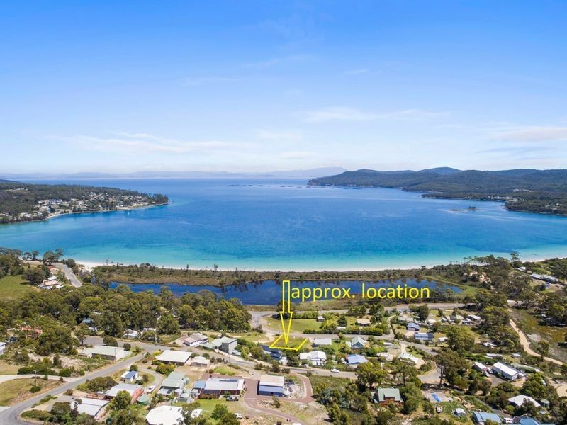 8A Lagoon Road, White Beach TAS 7184