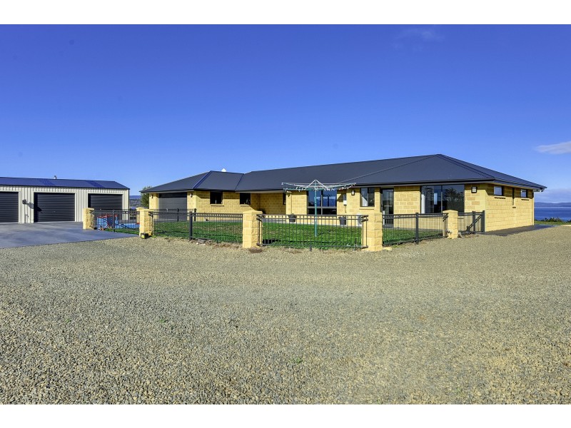 3 Annie Street, Dunalley TAS 7177