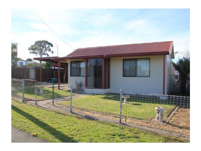 17 Wilson Street, Midway Point TAS 7171