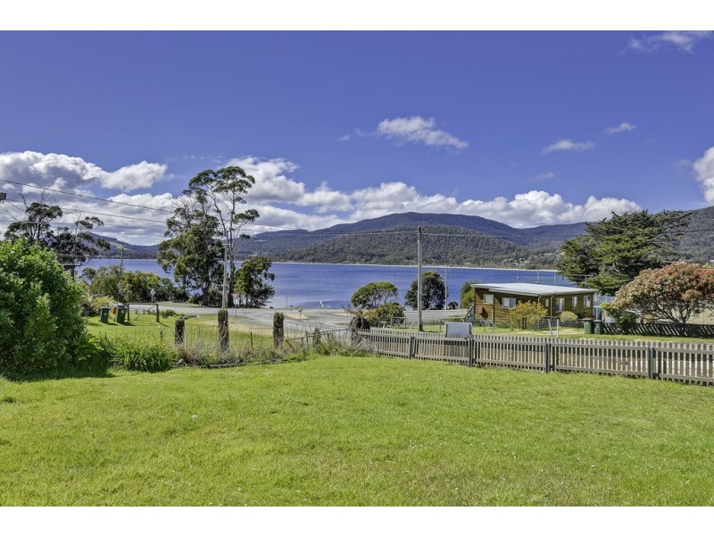 6 Noyes Road, White Beach TAS 7184