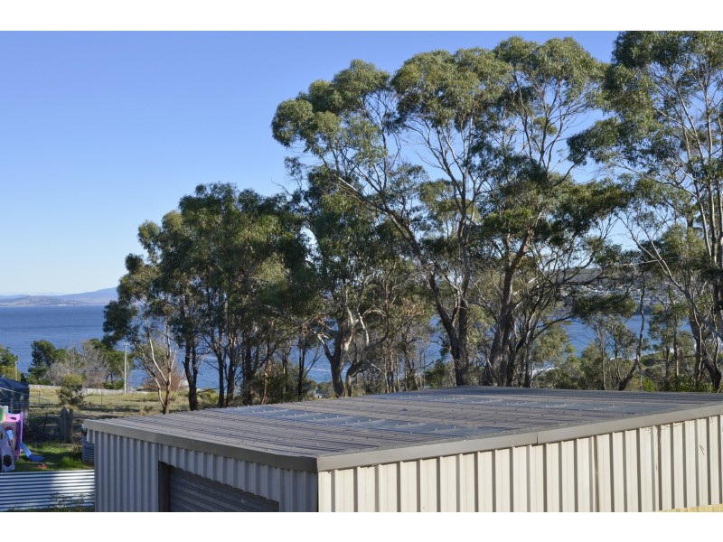 28 Tecoma Road, Primrose Sands TAS 7173