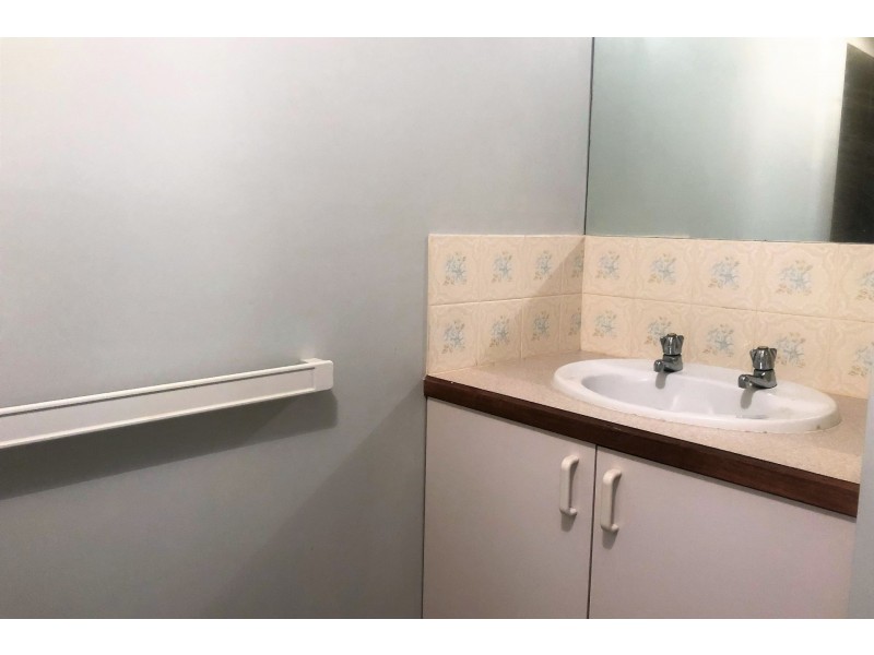 2/39 Penna Road, Midway Point TAS 7171