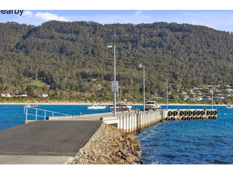 10 Penzance Road, Eaglehawk Neck TAS 7179