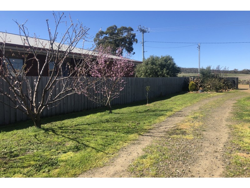 554 Old Forcett Road, Dodges Ferry TAS 7173