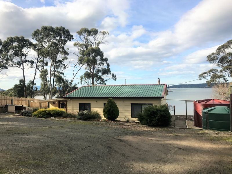 36 Craigs Hill Road, Boomer Bay TAS 7177