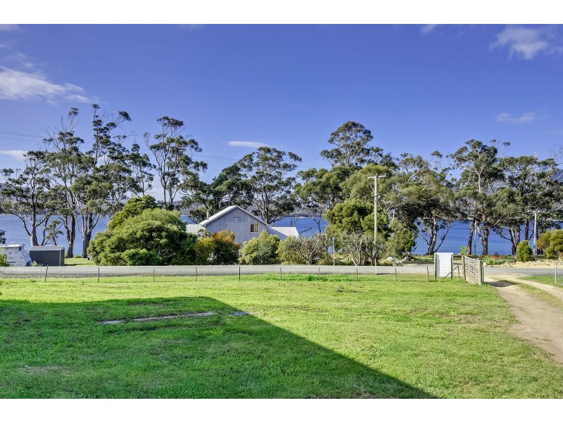 13 Spaulding Street, White Beach TAS 7184