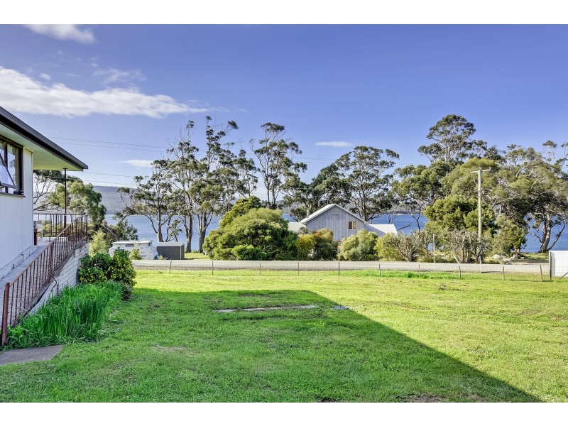 13 Spaulding Street, White Beach TAS 7184
