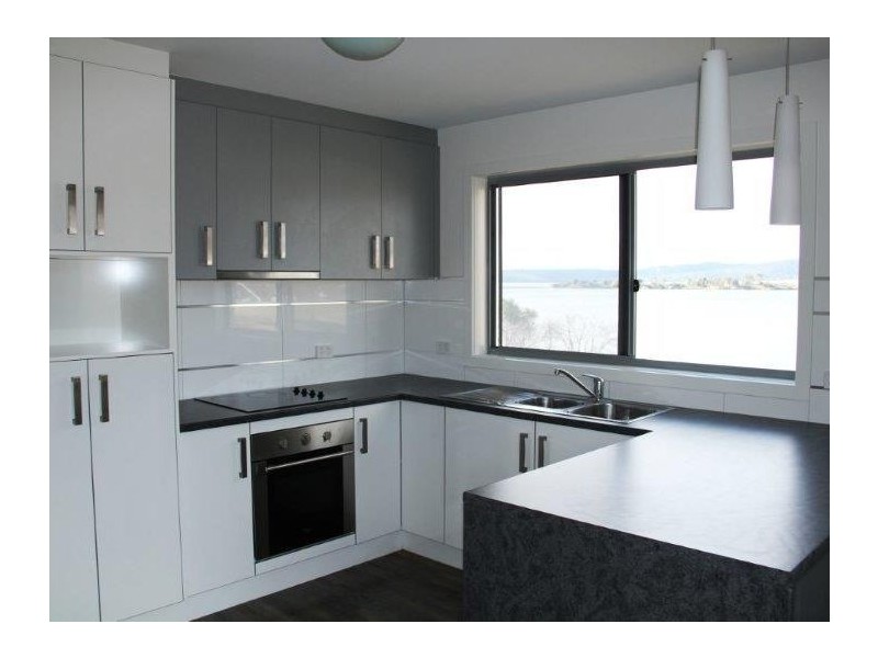 86 Bay Road, Boomer Bay TAS 7177