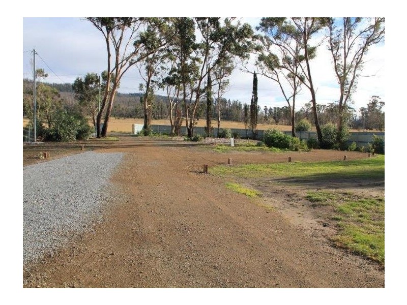 86 Bay Road, Boomer Bay TAS 7177