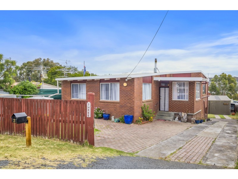 3 Myrica Street, Primrose Sands TAS 7173