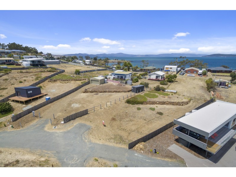 11 Casuarina Close, Primrose Sands TAS 7173