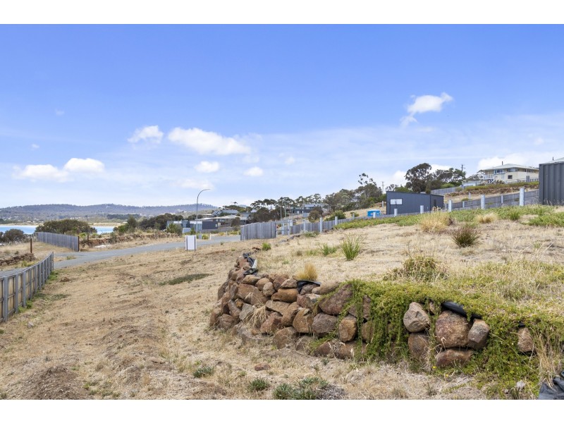 11 Casuarina Close, Primrose Sands TAS 7173