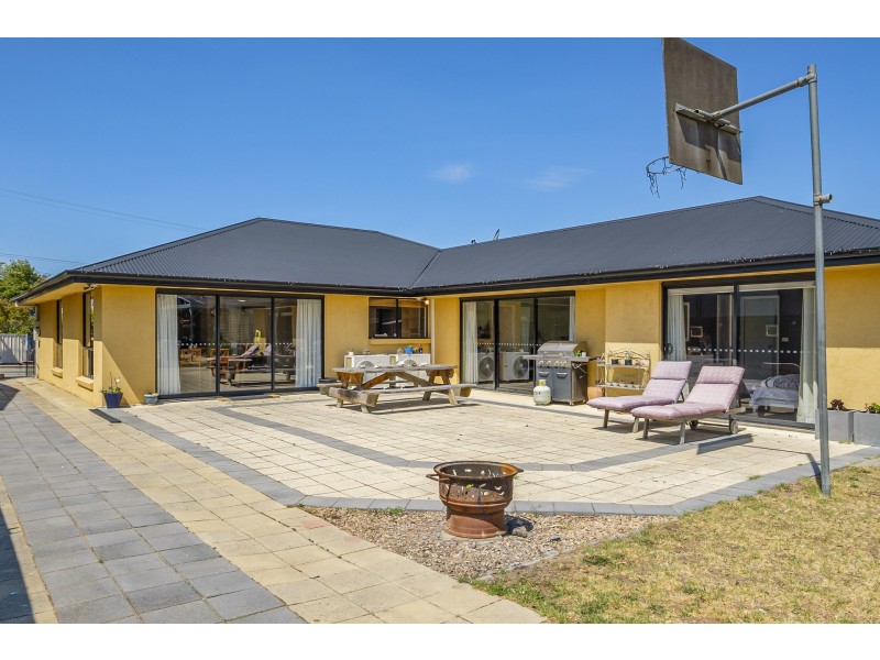 79 Bayview Road, Lauderdale TAS 7021