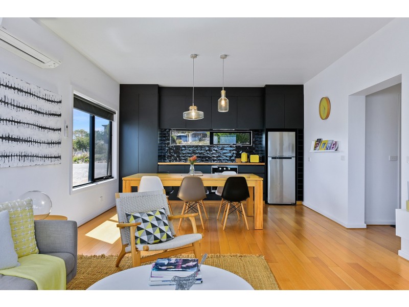 17 Spiraea Street, Primrose Sands TAS 7173