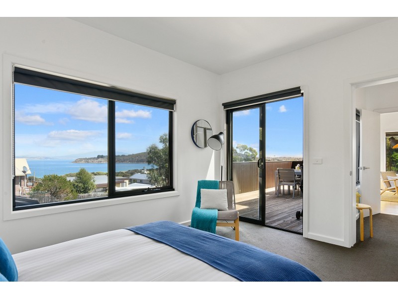 17 Spiraea Street, Primrose Sands TAS 7173