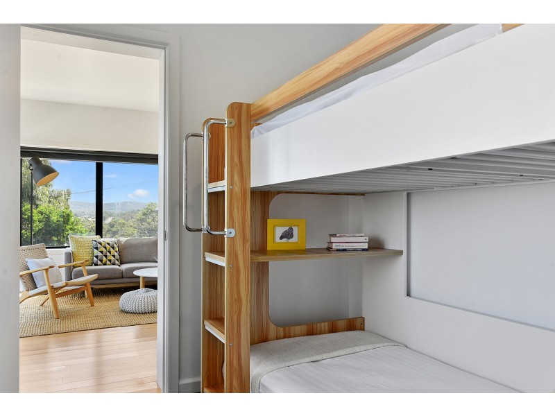 17 Spiraea Street, Primrose Sands TAS 7173