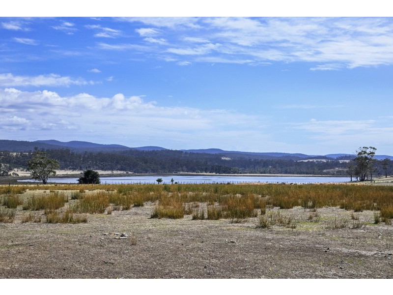 10256 Tasman Highway, Little Swanport TAS 7190