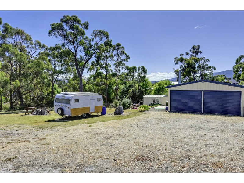 20 Fox Avenue, White Beach TAS 7184