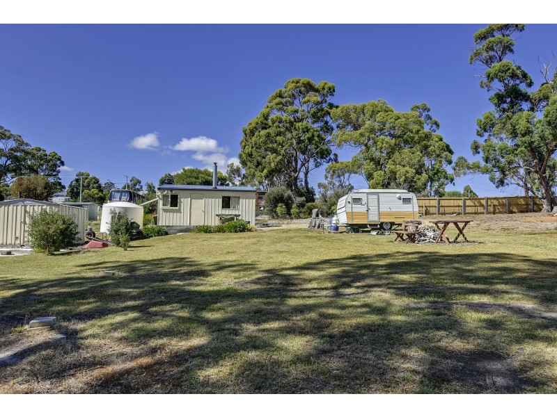 20 Fox Avenue, White Beach TAS 7184