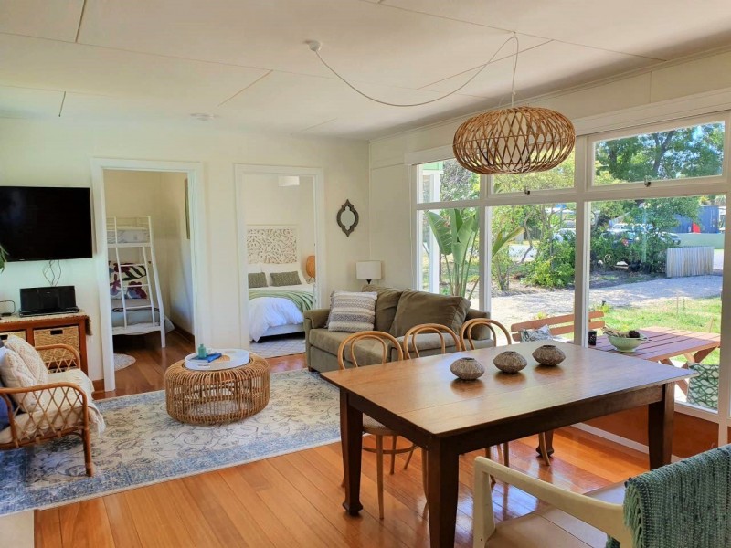 10 Seventh Avenue, Dodges Ferry TAS 7173