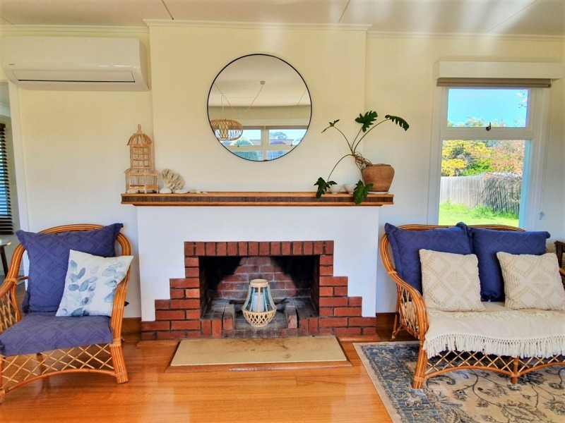 10 Seventh Avenue, Dodges Ferry TAS 7173