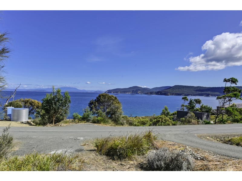 615 White Beach Road, White Beach TAS 7184