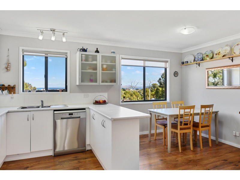 9 Joel Avenue, Carlton TAS 7173