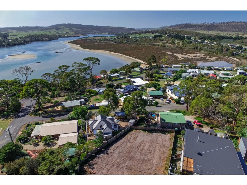 15 Falcon Street, Primrose Sands TAS 7173