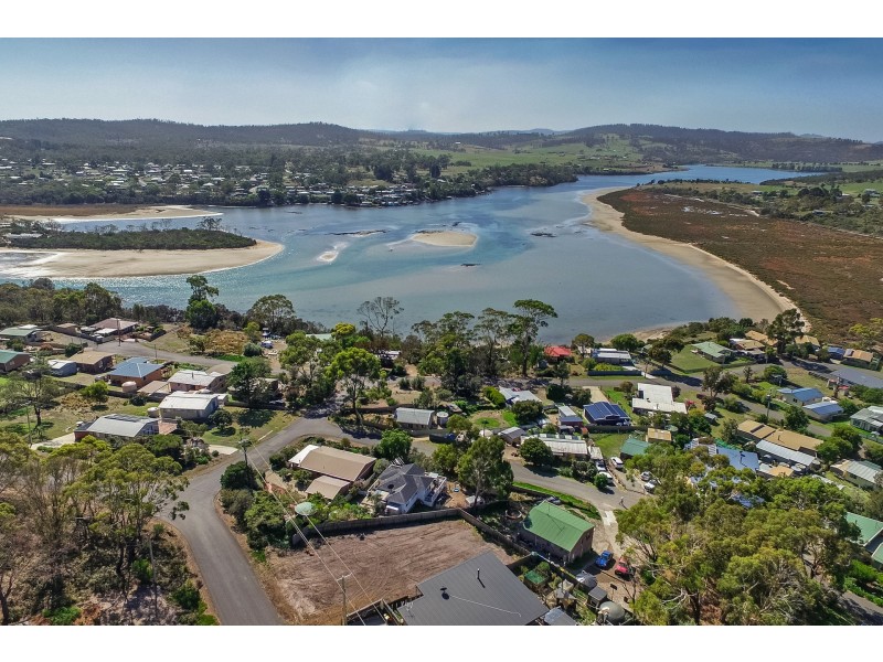 15 Falcon Street, Primrose Sands TAS 7173