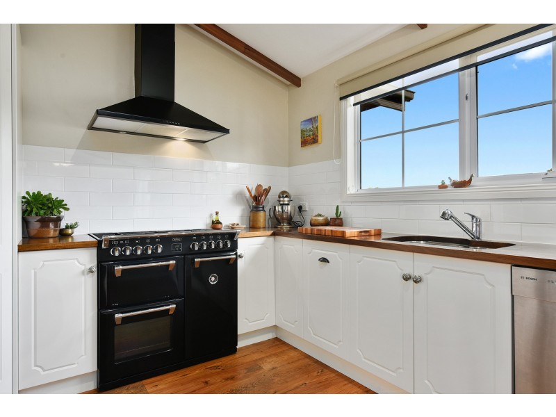 46 Bay Street, Dunalley TAS 7177