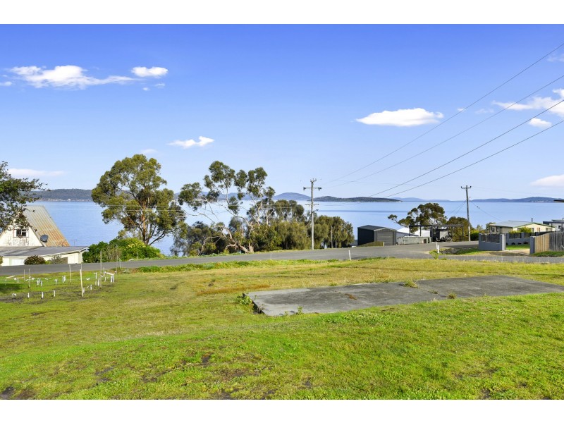 52 Linden Road, Primrose Sands TAS 7173