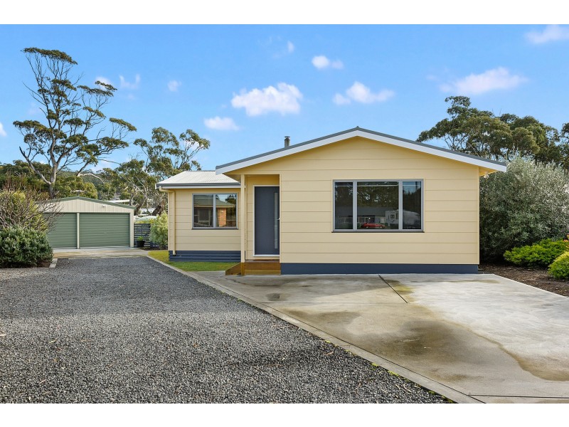 92 Carlton Bluff Road, Primrose Sands TAS 7173