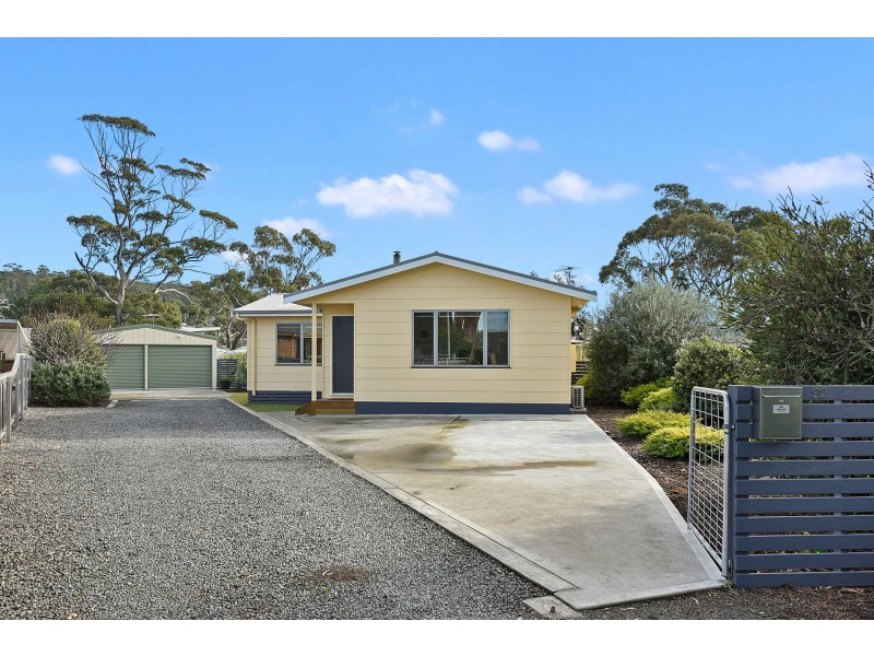 92 Carlton Bluff Road, Primrose Sands TAS 7173