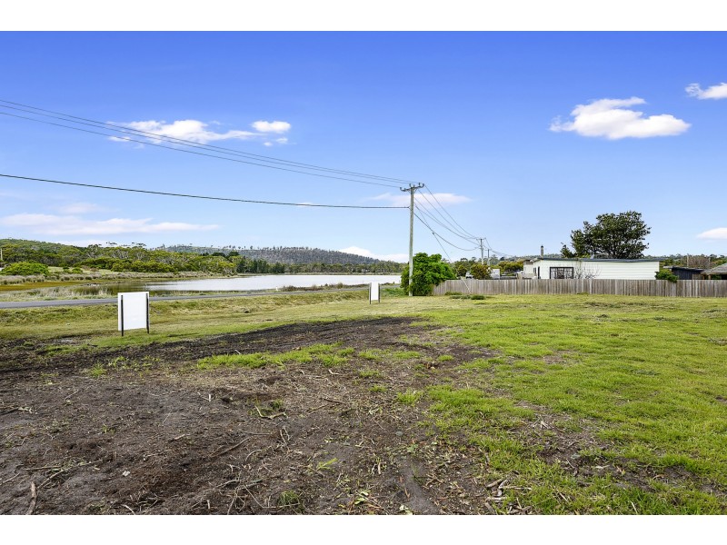 86 & 88 Tamarix Road, Primrose Sands TAS 7173