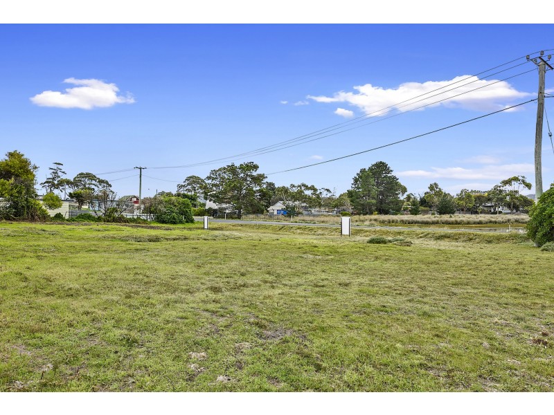86 & 88 Tamarix Road, Primrose Sands TAS 7173