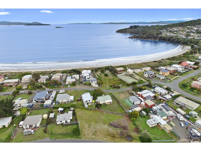 86 & 88 Tamarix Road, Primrose Sands TAS 7173