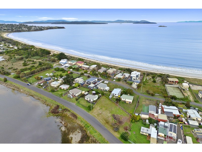 86 & 88 Tamarix Road, Primrose Sands TAS 7173