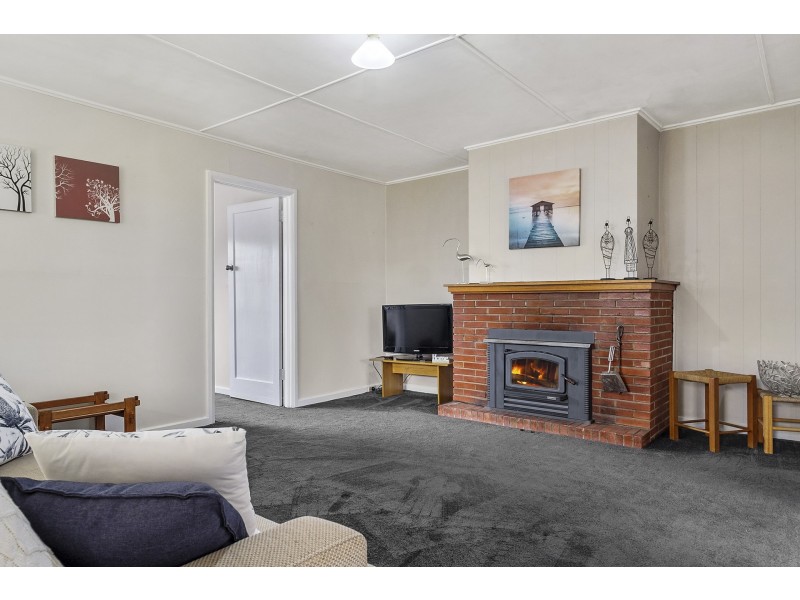 222 Carlton Beach Road, Dodges Ferry TAS 7173
