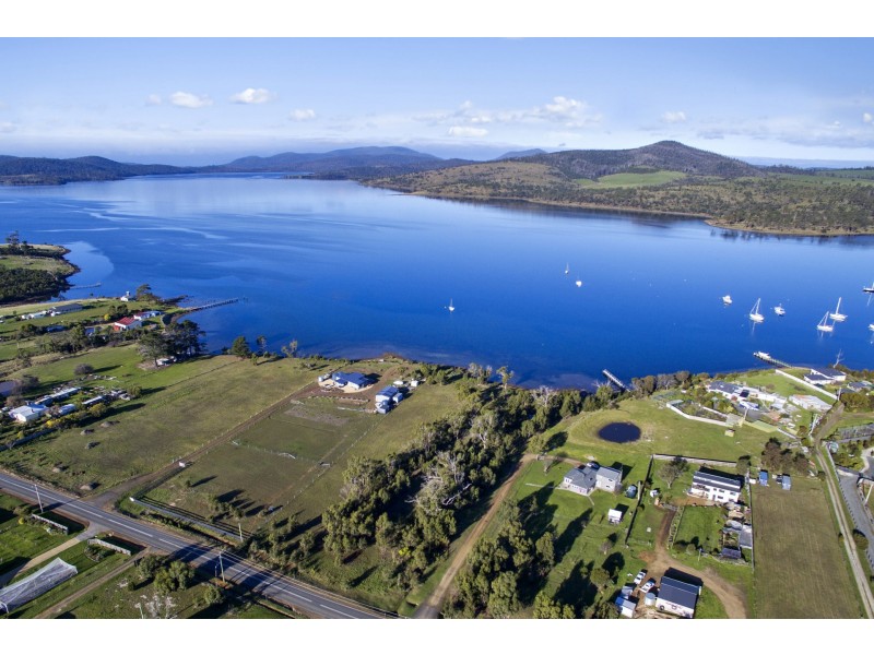 59 Arthur Highway, Dunalley TAS 7177