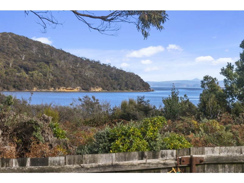 27 Peace Street, Nubeena TAS 7184