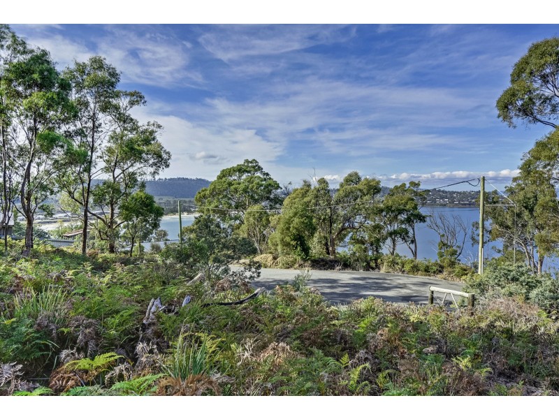 2 Tern Circle, Primrose Sands TAS 7173
