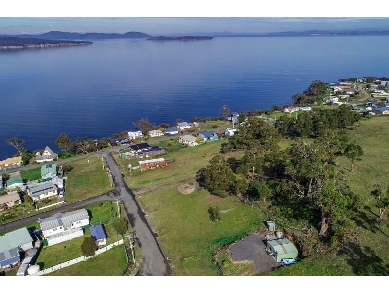 12 Norfolk Crescent, Primrose Sands TAS 7173