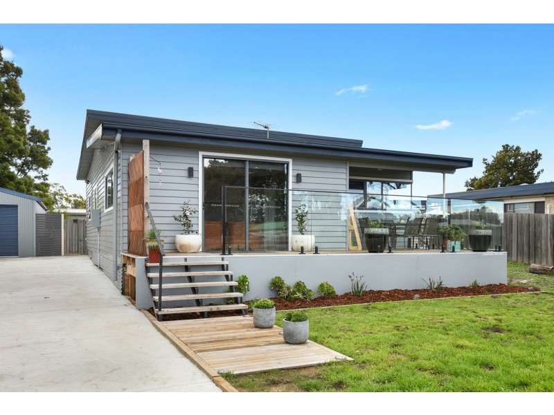 5 Third Avenue, Dodges Ferry TAS 7173