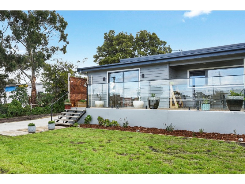 5 Third Avenue, Dodges Ferry TAS 7173