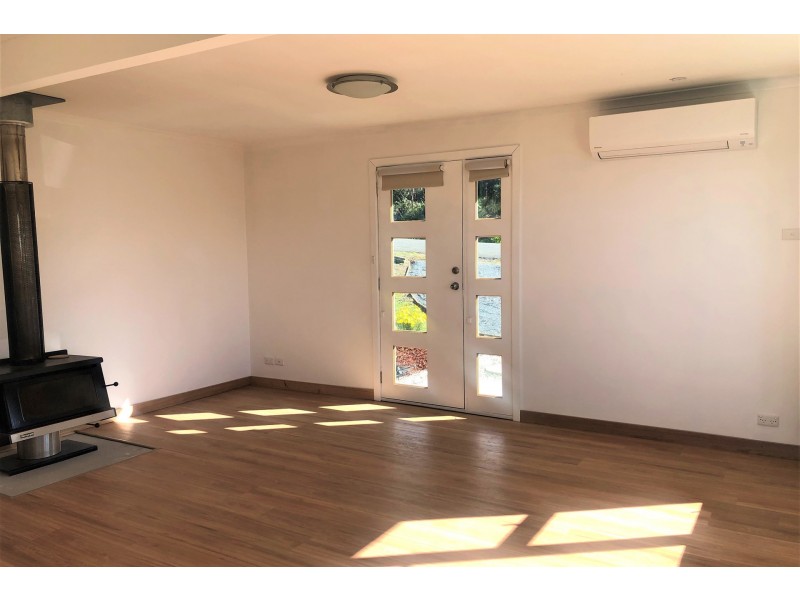 1 Susans Bay Road, Primrose Sands TAS 7173