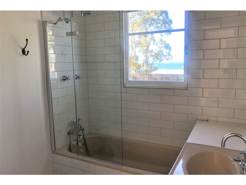 1 Susans Bay Road, Primrose Sands TAS 7173